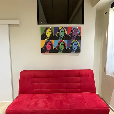 דירה Pomelia House